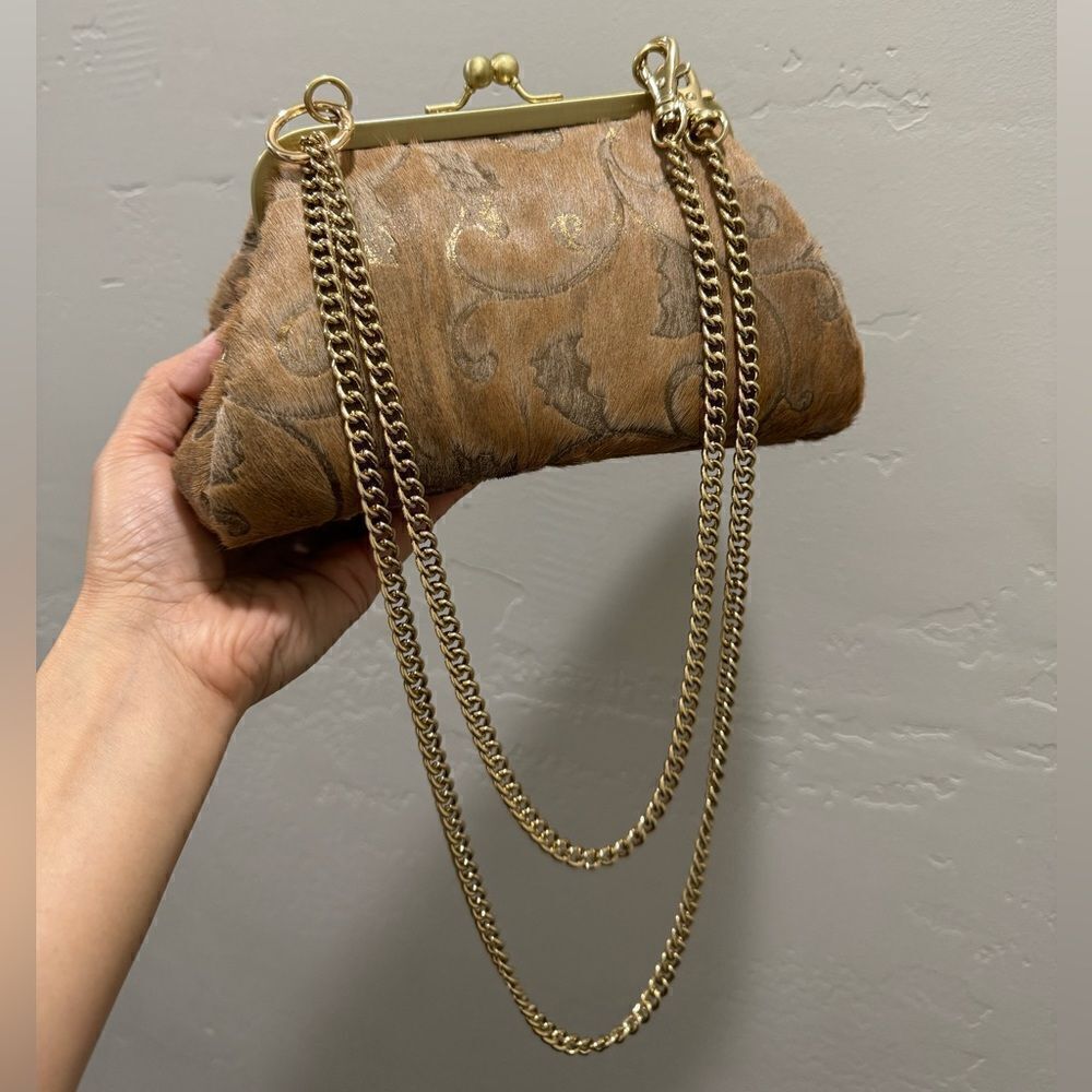 Vintage Style Real Hair-on Calfskin Floral Embossed Kisslock Clutch/Crossbody - Picture 10 of 16